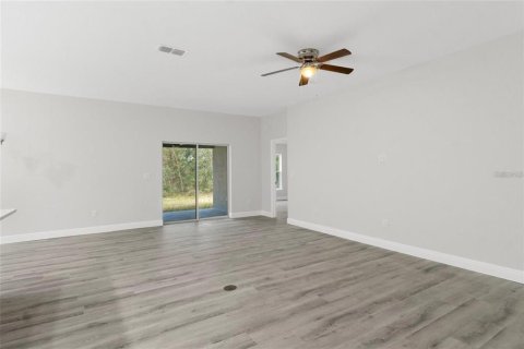 House in Inverness, Florida 4 bedrooms, 154.4 sq.m. № 2201979 - photo 6