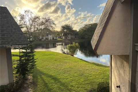 Купить кондоминиум в Санрайз, Флорида 2 спальни, 85.93м2, № 2044434 - фото 9