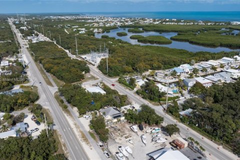 Commercial property in Key Largo, Florida № 1710017 - photo 21