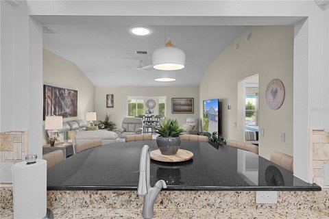Villa ou maison à vendre à The Villages, Floride: 3 chambres, 164.44 m2 № 2129130 - photo 8