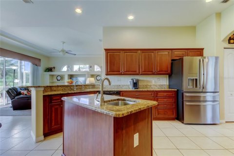 House in Bradenton, Florida 3 bedrooms, 217.58 sq.m. № 1654604 - photo 4