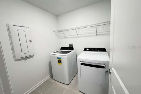 Casa en alquiler en Davenport, Florida, 6 dormitorios, 228.35 m2 № 2341869 - foto 15