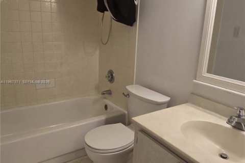 Copropriété à vendre à Coral Springs, Floride: 2 chambres, 85.93 m2 № 2081399 - photo 10