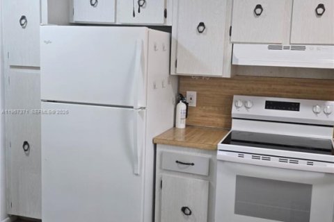Copropriété à vendre à Coral Springs, Floride: 2 chambres, 85.93 m2 № 2081399 - photo 18