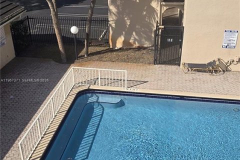 Copropriété à vendre à Coral Springs, Floride: 2 chambres, 85.93 m2 № 2081399 - photo 7