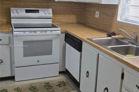Copropriété à vendre à Coral Springs, Floride: 2 chambres, 85.93 m2 № 2081399 - photo 17