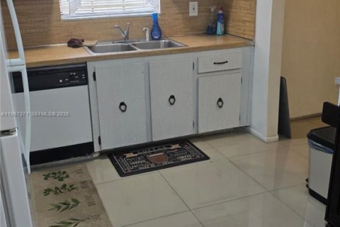 Copropriété à vendre à Coral Springs, Floride: 2 chambres, 85.93 m2 № 2081399 - photo 16