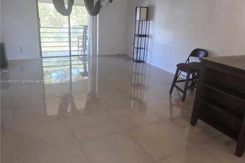 Copropriété à vendre à Coral Springs, Floride: 2 chambres, 85.93 m2 № 2081399 - photo 12