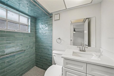 Купить кондоминиум в Нью-Порт-Ричи, Флорида 5 комнат, 100.33м2, № 2204809 - фото 17