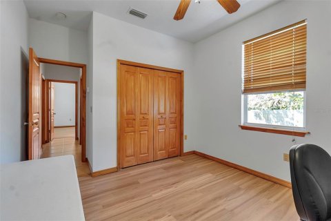 Casa en venta en Bradenton, Florida, 3 dormitorios, 301.37 m2 № 1572261 - foto 19