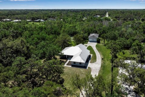 Casa en venta en Bradenton, Florida, 3 dormitorios, 301.37 m2 № 1572261 - foto 1