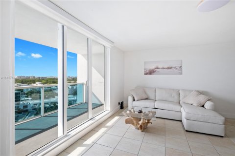 Снять в аренду кондоминиум в Майами-Бич, Флорида 55.74м2, № 1774337 - фото 9