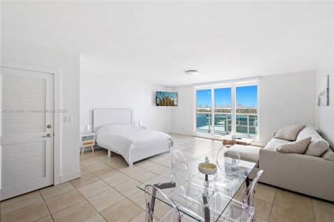 Снять в аренду кондоминиум в Майами-Бич, Флорида 55.74м2, № 1774337 - фото 7