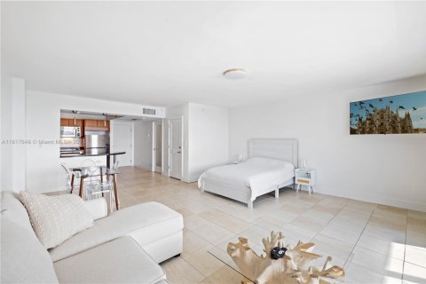 Снять в аренду кондоминиум в Майами-Бич, Флорида 55.74м2, № 1774337 - фото 5