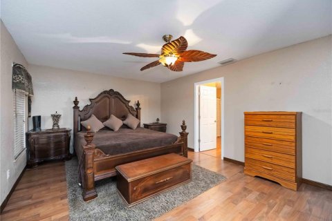 House in North Port, Florida 4 bedrooms, 206.15 sq.m. № 1919709 - photo 15