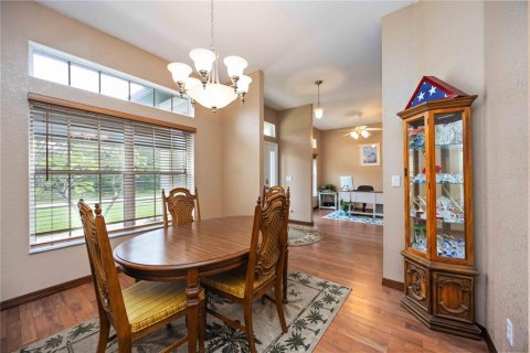 House in North Port, Florida 4 bedrooms, 206.15 sq.m. № 1919709 - photo 7