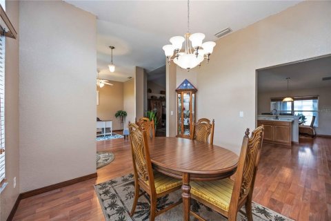 House in North Port, Florida 4 bedrooms, 206.15 sq.m. № 1919709 - photo 8