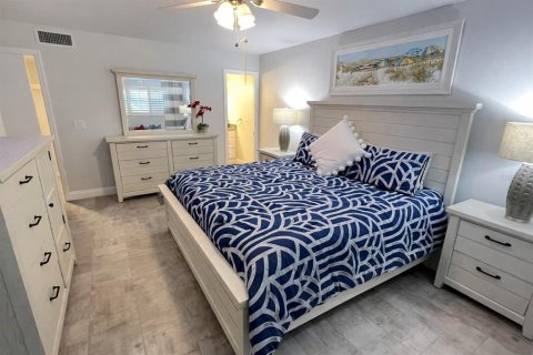Copropriété à louer à Sarasota, Floride: 2 chambres, 108.14 m2 № 2377499 - photo 14