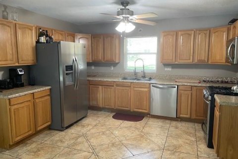 Casa en alquiler en Ocala, Florida, 3 dormitorios, 206.24 m2 № 2100001 - foto 5