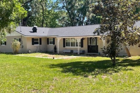 Casa en Ocala, Florida 3 dormitorios, 206.24 m2 № 2100001