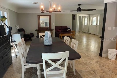 Casa en alquiler en Ocala, Florida, 3 dormitorios, 206.24 m2 № 2100001 - foto 7