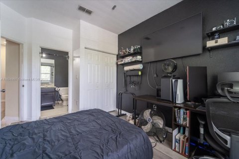 Adosado en venta en Boynton Beach, Florida, 3 dormitorios, 106.28 m2 № 1794586 - foto 13