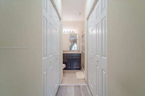 Adosado en venta en Boynton Beach, Florida, 3 dormitorios, 106.28 m2 № 1794586 - foto 17