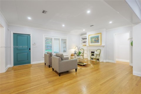 Купить виллу или дом в Майами-Шорс, Флорида 3 спальни, 188.03м2, № 1999087 - фото 5