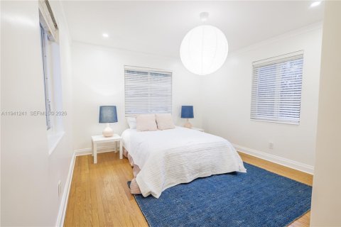 Купить виллу или дом в Майами-Шорс, Флорида 3 спальни, 188.03м2, № 1999087 - фото 23