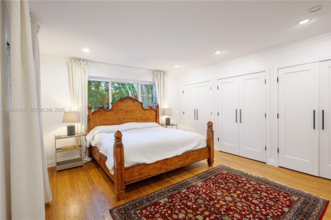 Купить виллу или дом в Майами-Шорс, Флорида 3 спальни, 188.03м2, № 1999087 - фото 17