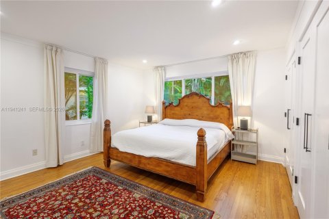 Купить виллу или дом в Майами-Шорс, Флорида 3 спальни, 188.03м2, № 1999087 - фото 18