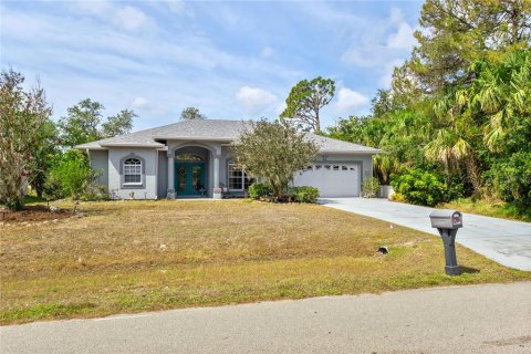 Casa en venta en North Port, Florida, 3 dormitorios, 163.6 m2 № 1677212 - foto 3