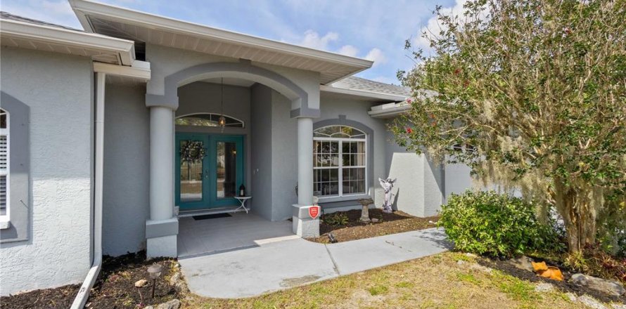 Casa en North Port, Florida 3 dormitorios, 163.6 m2 № 1677212