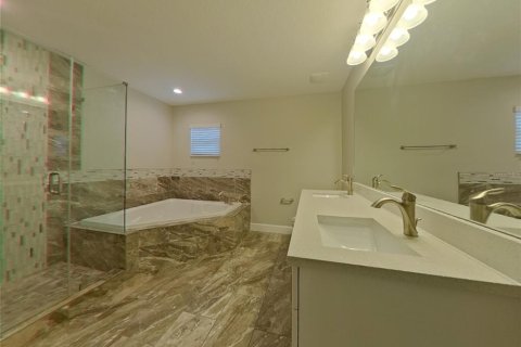 Casa en alquiler en Tampa, Florida, 3 dormitorios, 185.06 m2 № 1910905 - foto 10