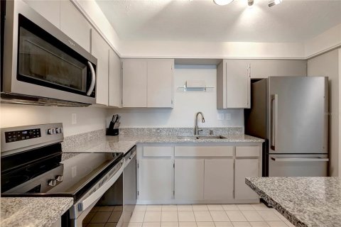 Condominio en venta en Saint Pete Beach, Florida, 2 dormitorios, 105.07 m2 № 2092290 - foto 18