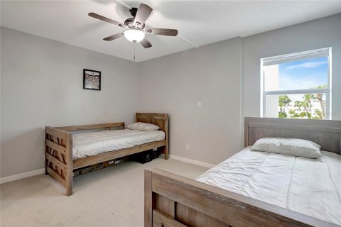 Condominio en venta en Saint Pete Beach, Florida, 2 dormitorios, 105.07 m2 № 2092290 - foto 20