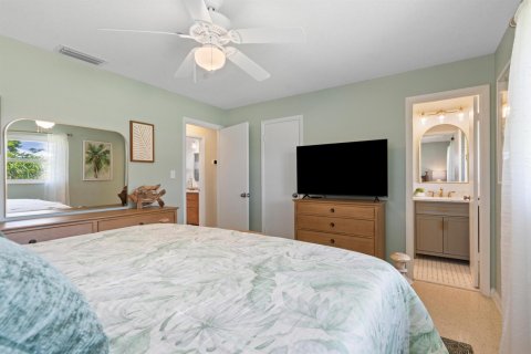 House in St. Lucie, Florida 2 bedrooms, 107.49 sq.m. № 2188425 - photo 18