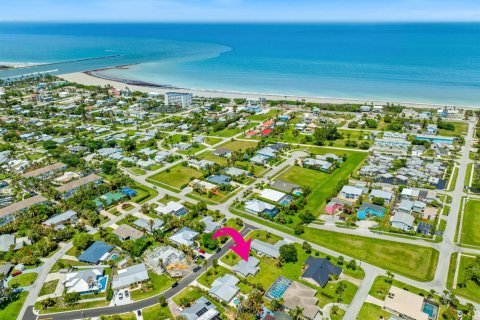 House in St. Lucie, Florida 2 bedrooms, 107.49 sq.m. № 2188425 - photo 2