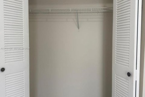 Купить кондоминиум в Уэст-Палм-Бич, Флорида 3 спальни, 120.77м2, № 2088859 - фото 14