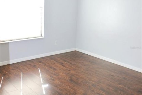 Villa ou maison à louer à Kissimmee, Floride: 2 chambres, 92.07 m2 № 2388262 - photo 13