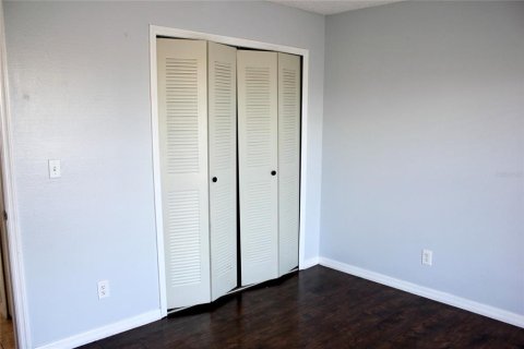 Villa ou maison à louer à Kissimmee, Floride: 2 chambres, 92.07 m2 № 2388262 - photo 11