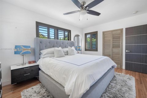 Купить виллу или дом в Корал-Гейблс, Флорида 3 спальни, 185.62м2, № 2067570 - фото 21