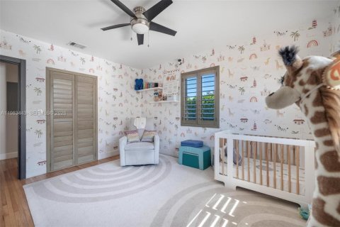 Купить виллу или дом в Корал-Гейблс, Флорида 3 спальни, 185.62м2, № 2067570 - фото 17