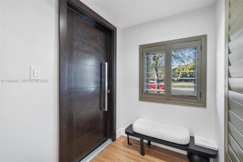 Купить виллу или дом в Корал-Гейблс, Флорида 3 спальни, 185.62м2, № 2067570 - фото 4