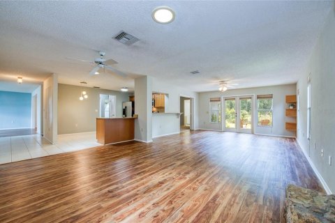 House in Tampa, Florida 3 bedrooms, 166.76 sq.m. № 1834659 - photo 21