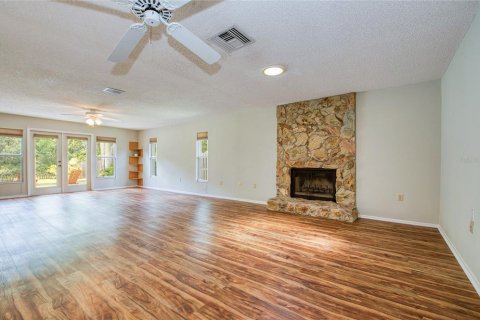 House in Tampa, Florida 3 bedrooms, 166.76 sq.m. № 1834659 - photo 19