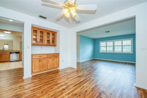 House in Tampa, Florida 3 bedrooms, 166.76 sq.m. № 1834659 - photo 14