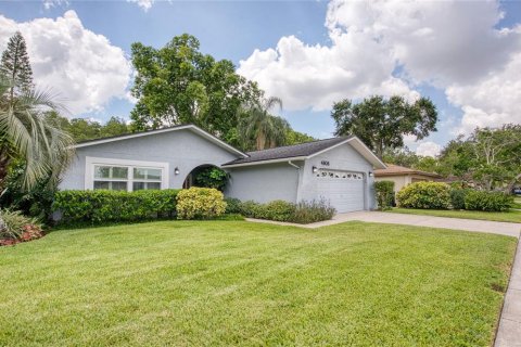 House in Tampa, Florida 3 bedrooms, 166.76 sq.m. № 1834659 - photo 8