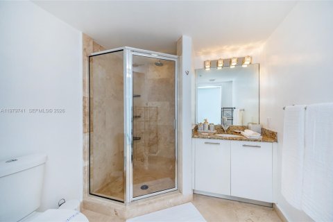 Снять в аренду кондоминиум в Майами, Флорида 2 спальни, 130.25м2, № 2079417 - фото 12