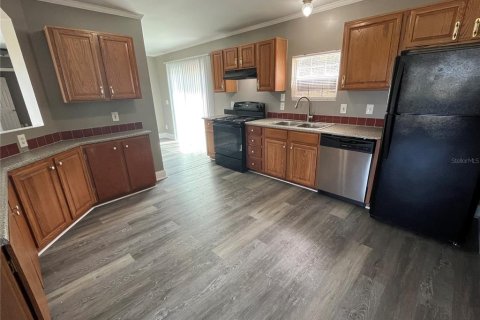 Apartment in Spring Hill, Florida 3 bedrooms, 154.59 sq.m. № 2151065 - photo 5
